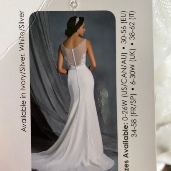 Alfred Angelo 2557. Size 6. NWT - Picture 9 of 11